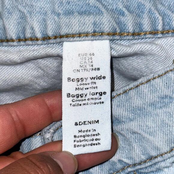 & Denim Loose & Baggy Fit Jeans Womens 14 Blue Denim Cotton Mid Waist Frayed Hem - Picture 7 of 9